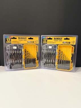 DEWALT Tough Grip 17-Piece Screwdriving and Drill Bit Set DWA17PCSET - New